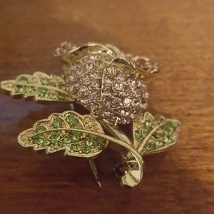 Rose studded pendant